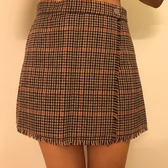 uo gingham skirt
